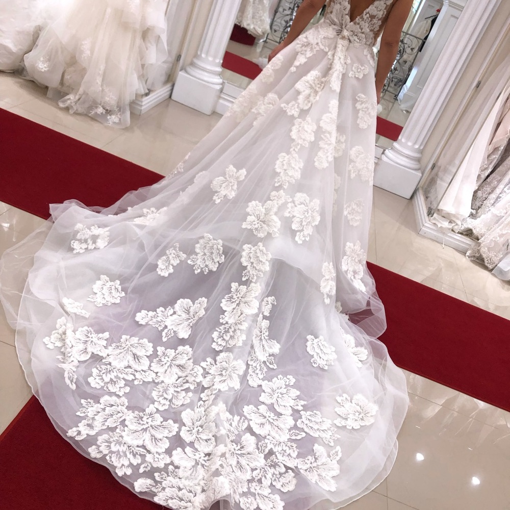 Sold Calla Blanche willow brand new never worn